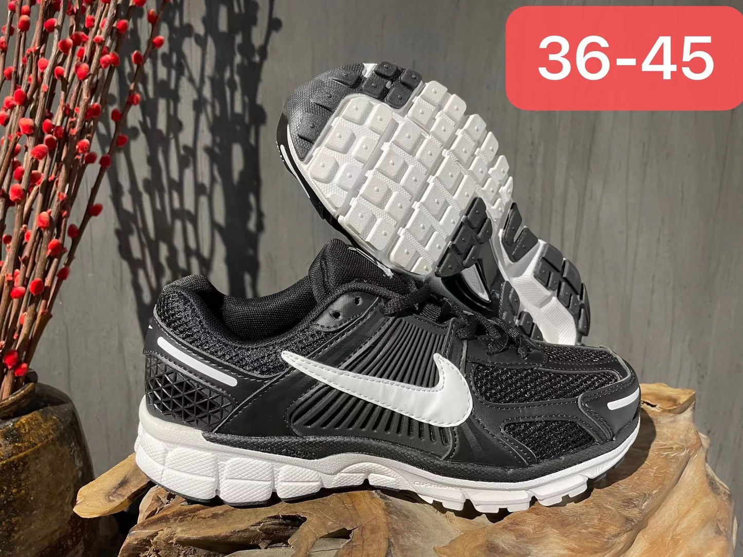 NIKE ZOOM VOMERO 5 NOIR