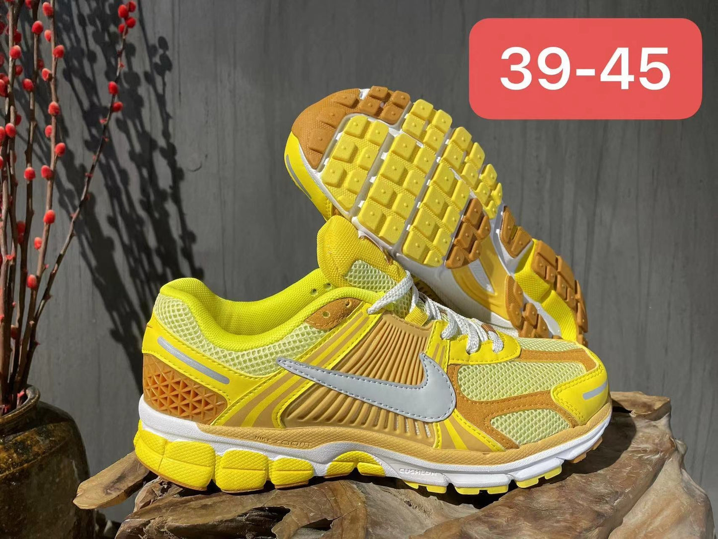 NIKE ZOOM VOMERO 5 YELLOW