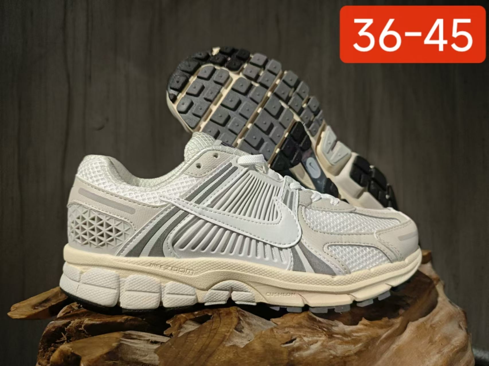 NIKE ZOOM VOMERO 5 BEIGE