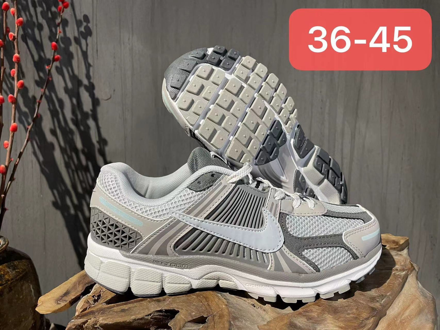 NIKE ZOOM VOMERO 5 GREY