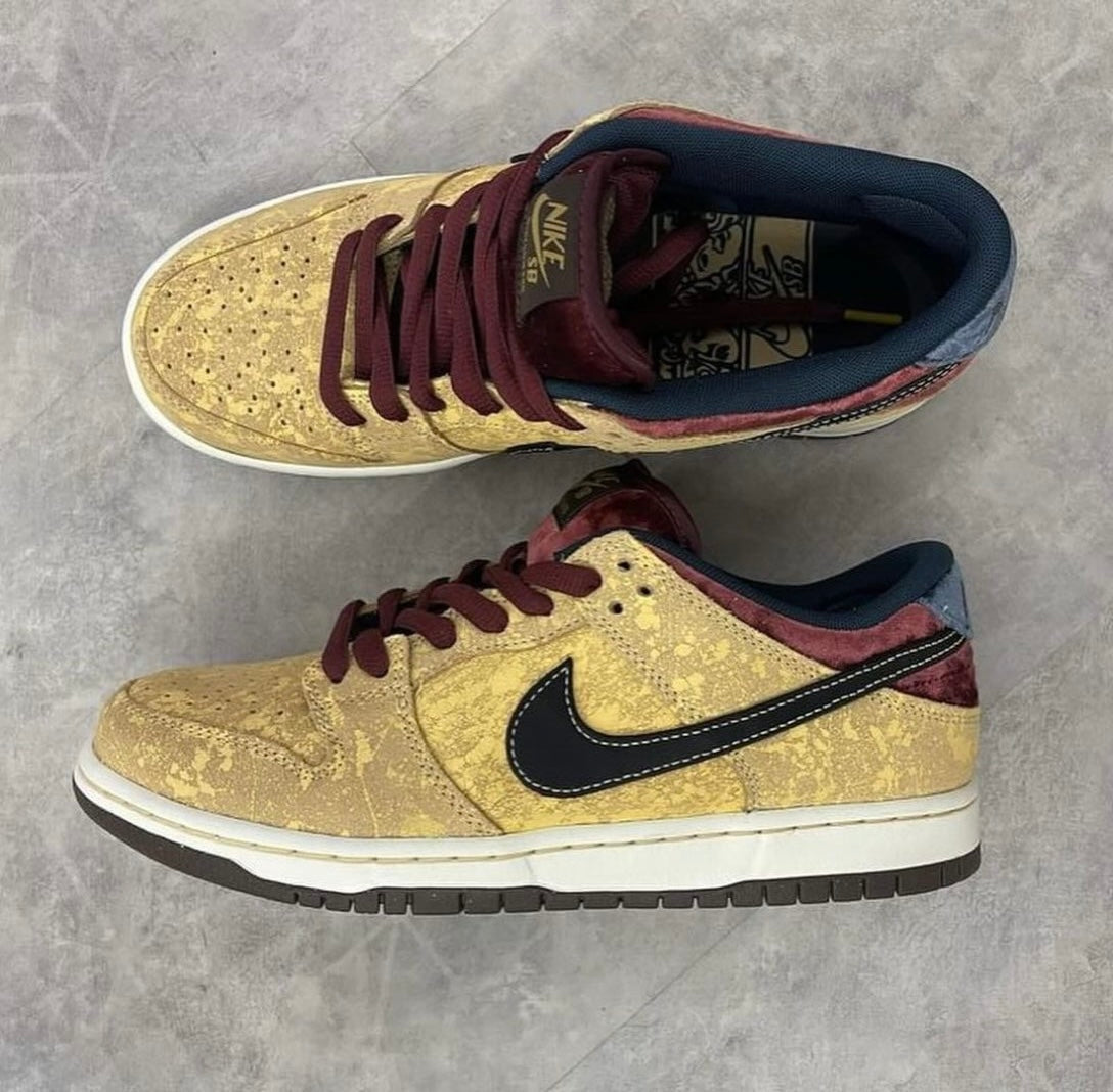 NIKE DUNK LOW BEIGE « CITY OF CINEMA »