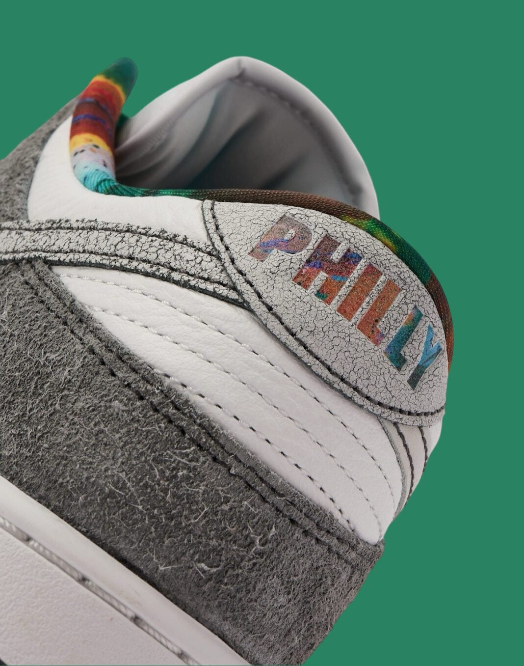 NIKE DUNK LOW PHILLY