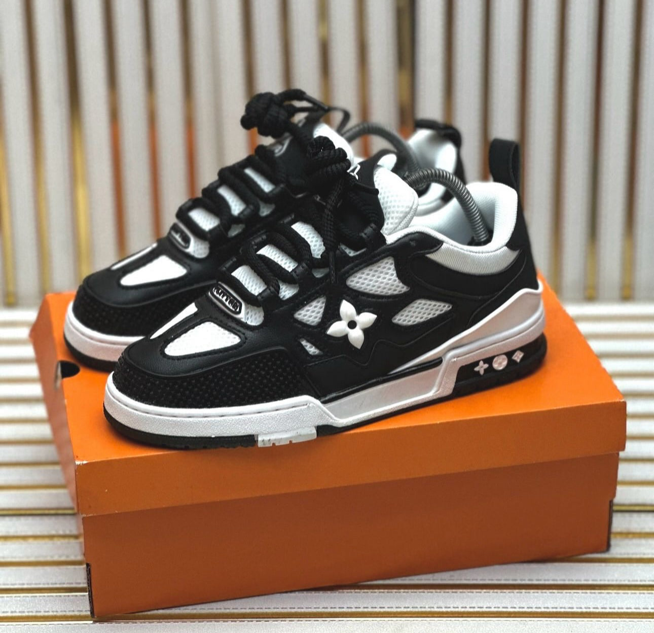 SNEAKERS LOUIS VUITTON SKATE NOIR