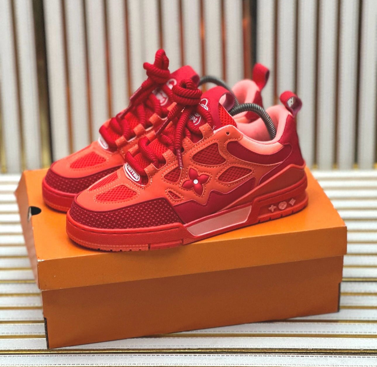 SNEAKERS LOUIS VUITTON SKATE ROUGE