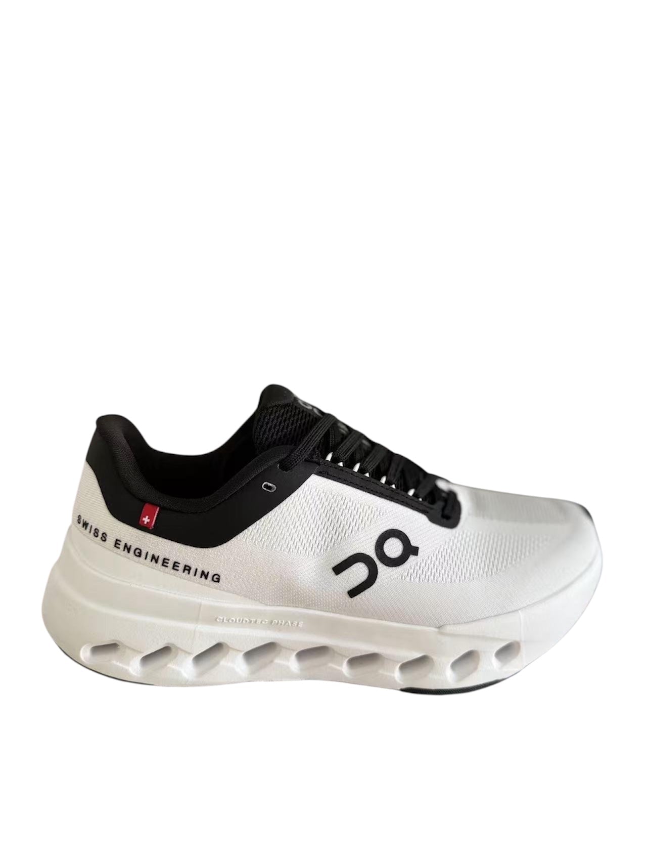 Basket ON Cloudsurfer Next – Confort & Performance au Quotidien