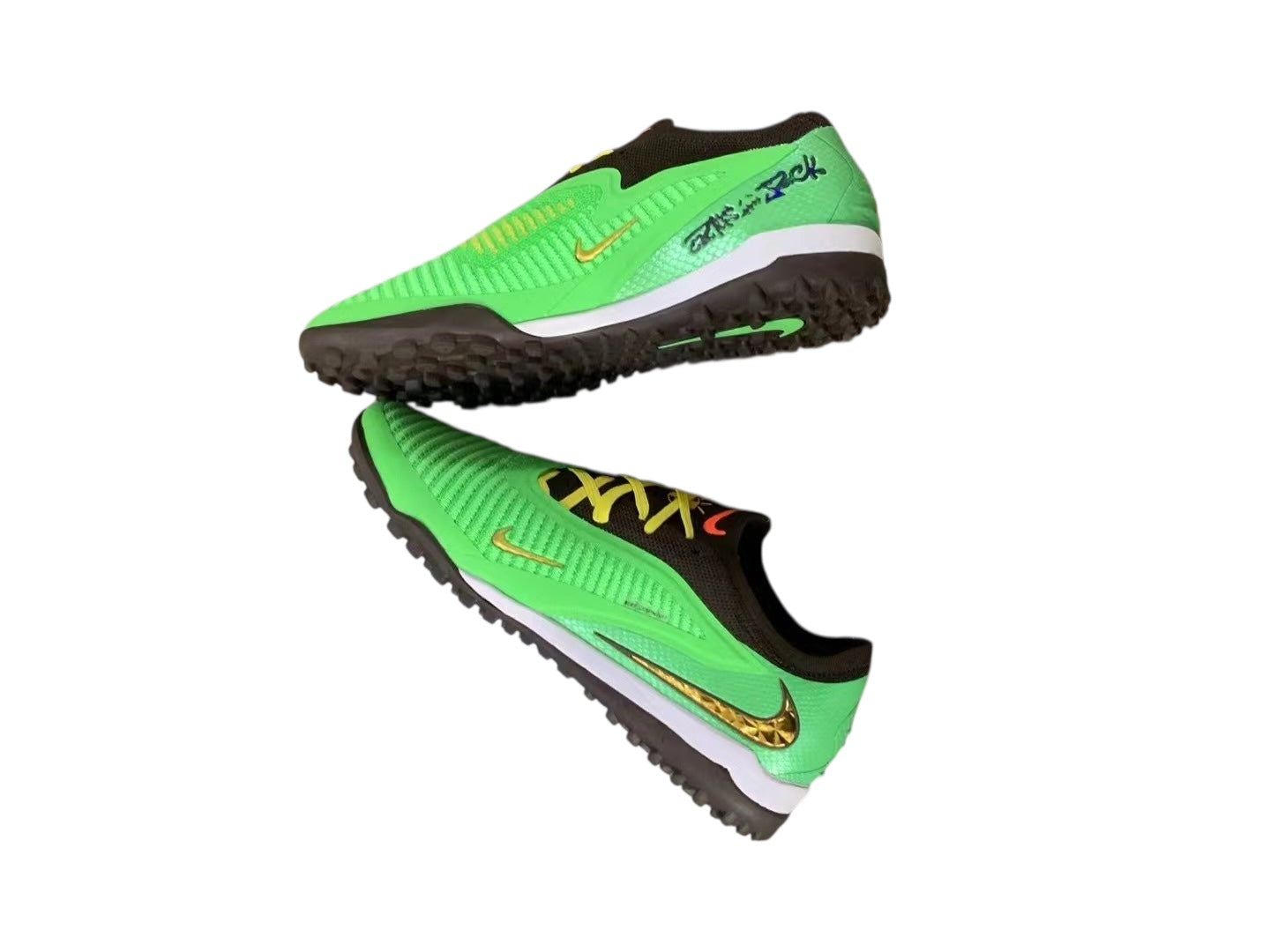 Nike ReactX Phantom 6 Low Pro TF – Travis Scoott Indoor Futsal Basket de football