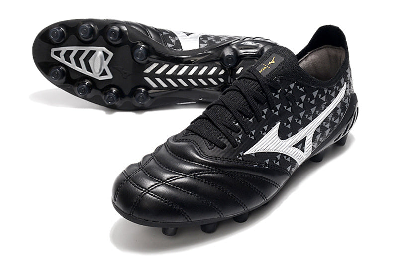 Morelia Neo III Chaussures de Football