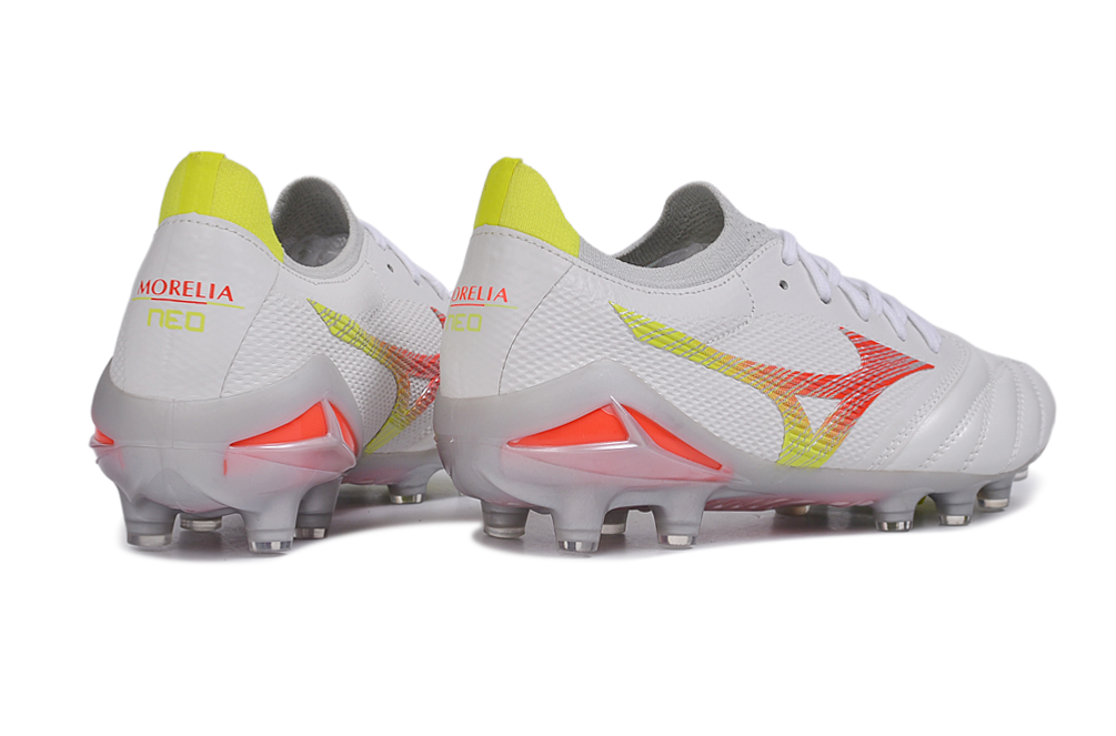 Morelia Neo III Chaussures de Football